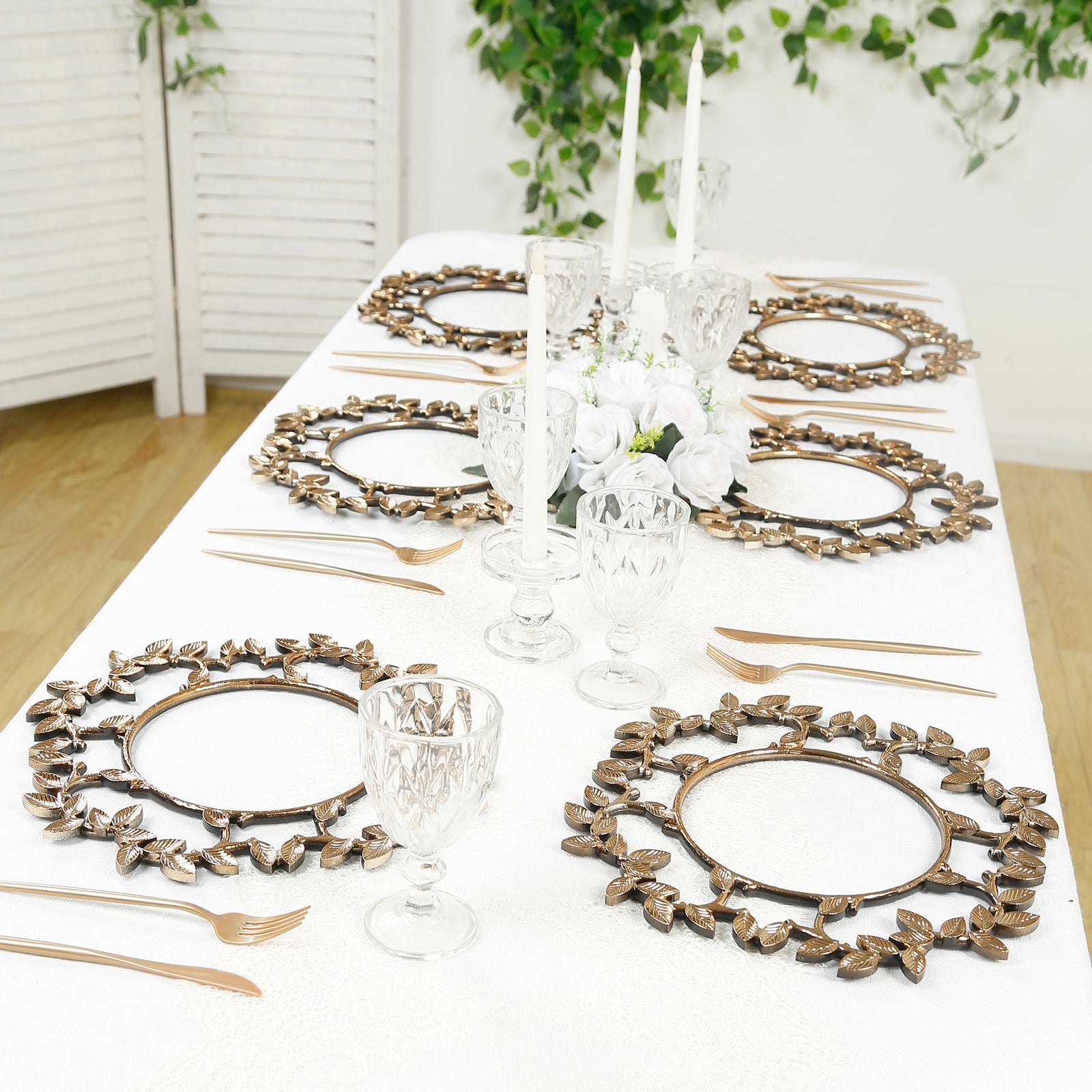 6 Pack Acrylic Plastic Charger Plates in Gold Leaf Wreath Design – 13" Round Decorative Dinner Table Plates - Image 6